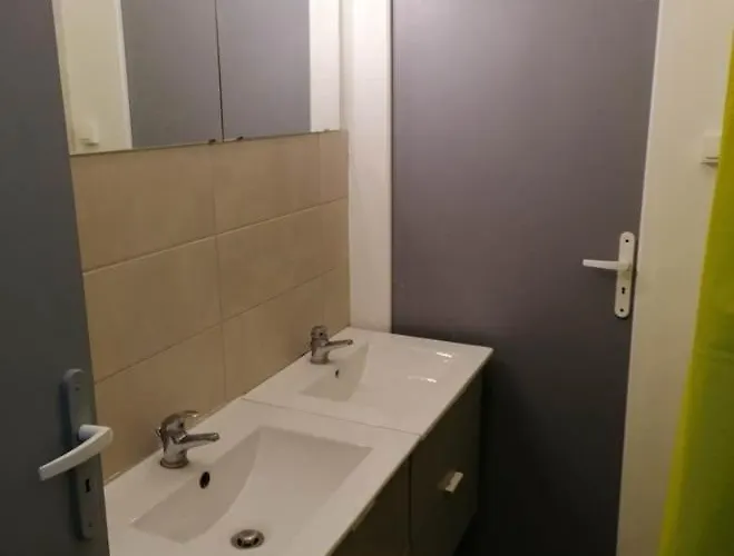 Alloggio in famiglia Residences Florale à - Coliving - - *