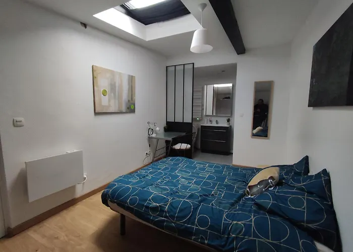 홈스테이 Residences Florale A - Coliving - - *